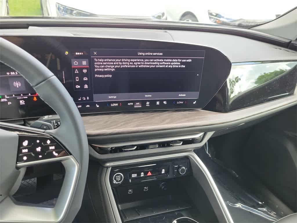 Thumbnail: 2025 Audi Q5 - 16