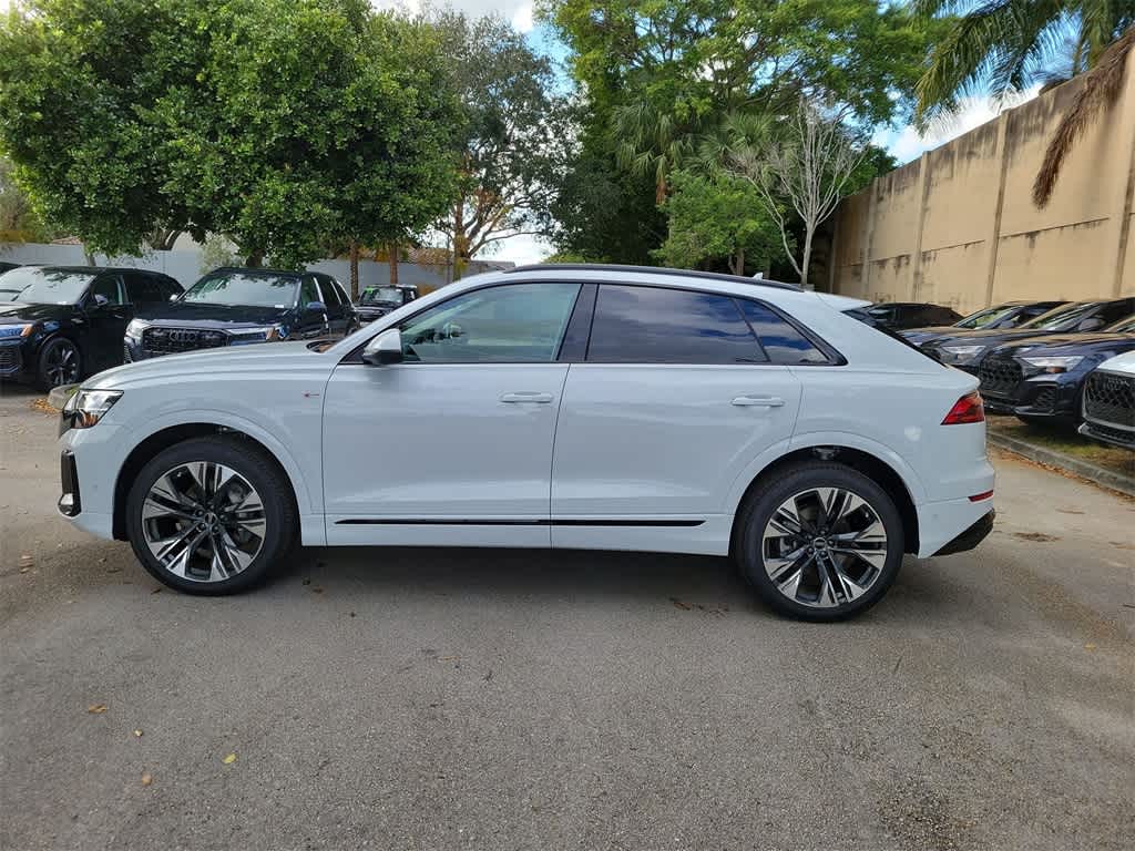Thumbnail: 2026 Audi Q8 - 5
