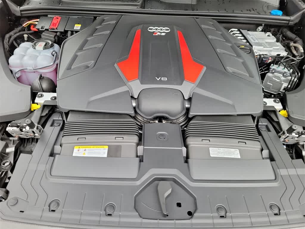 Thumbnail: 2026 Audi RS Q8 - 17