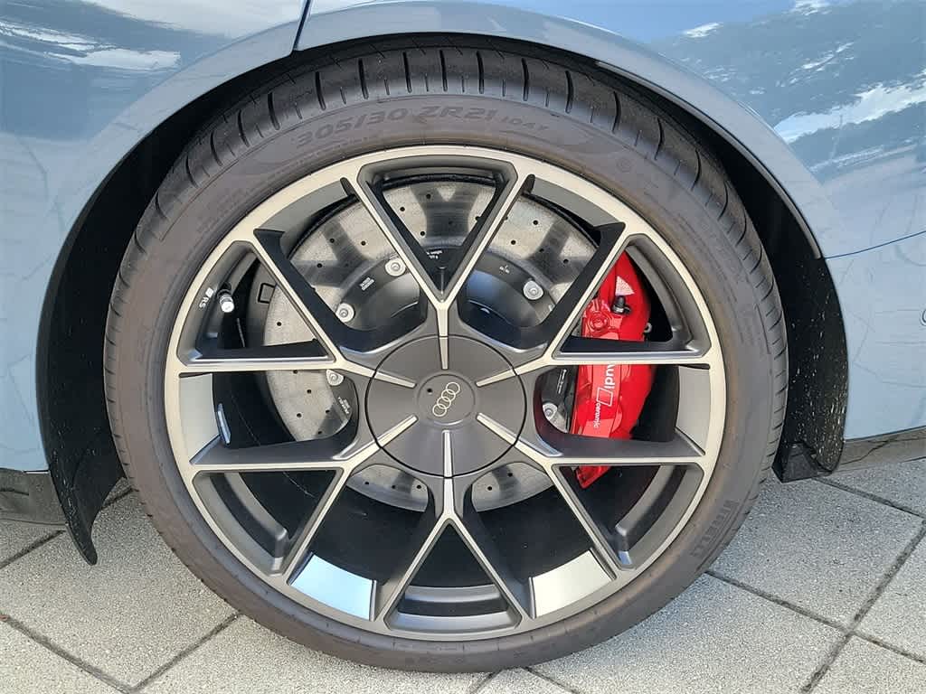 Thumbnail: 2026 Audi RS e-tron GT - 8