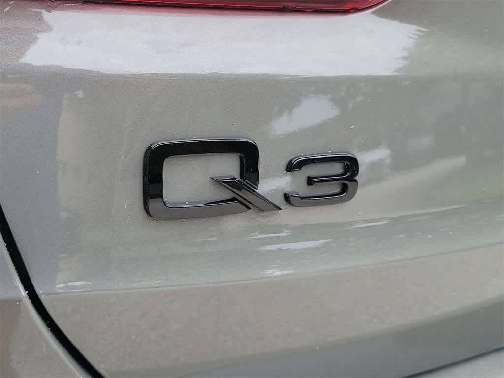 Thumbnail: 2025 Audi Q3 - 15