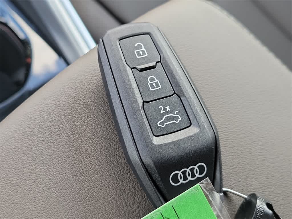 Thumbnail: 2025 Audi Q5 - 20