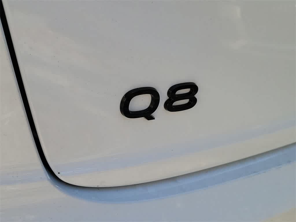 Thumbnail: 2026 Audi Q8 - 15