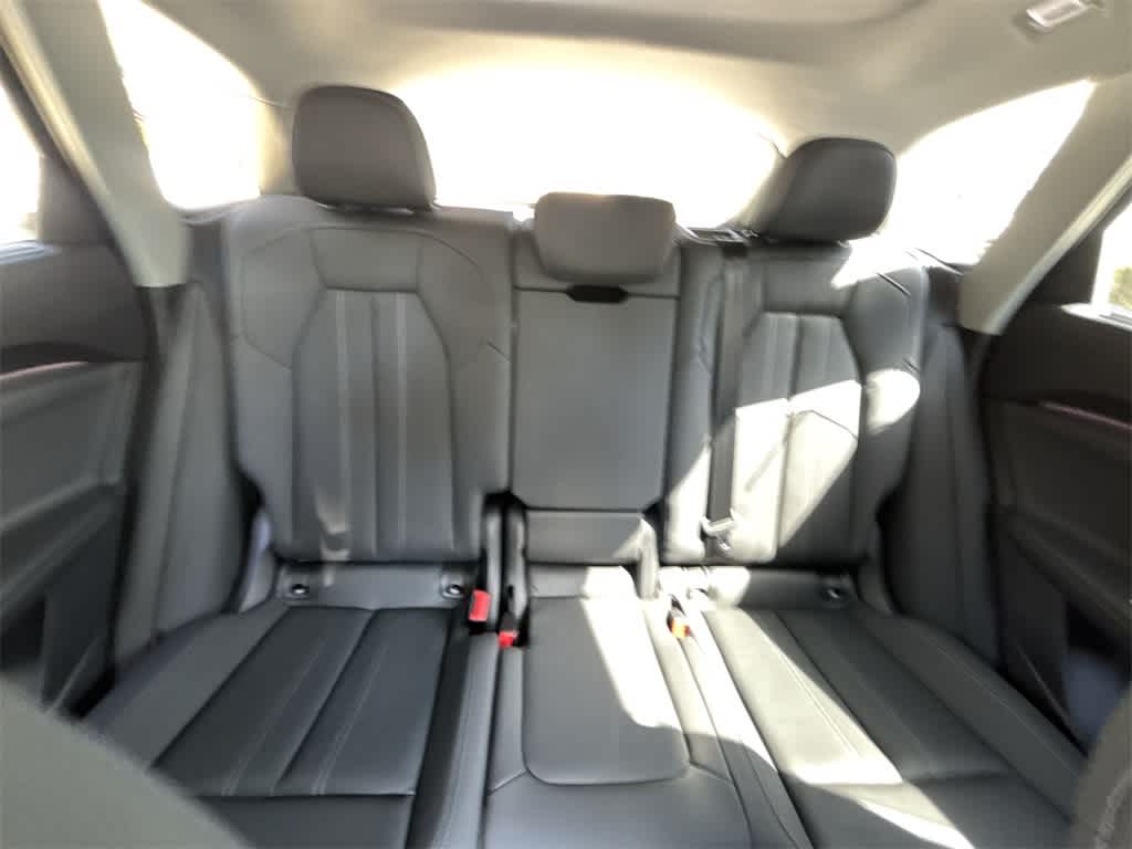 Thumbnail: 2025 Audi Q5 - 13