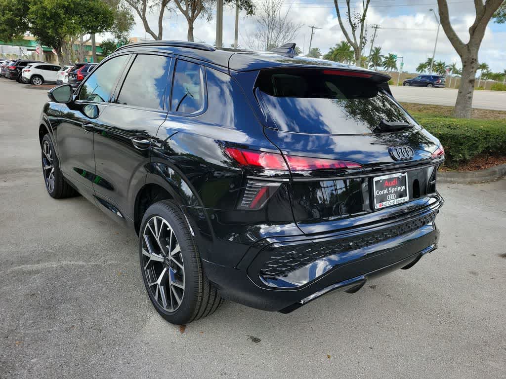 Thumbnail: 2026 Audi Q3 - 12