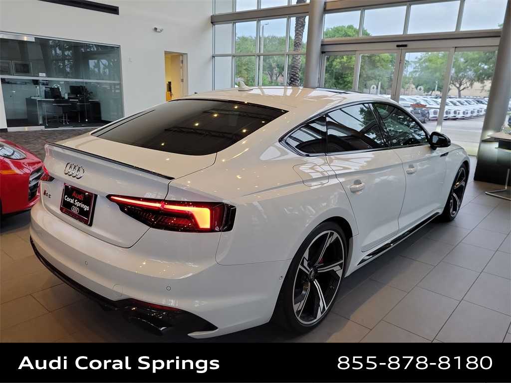 Thumbnail: 2019 Audi RS 5 - 5