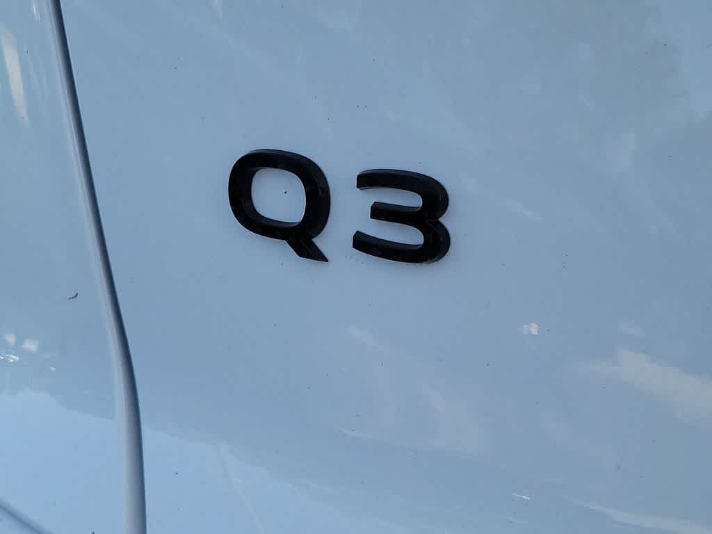 Thumbnail: 2026 Audi Q3 - 7