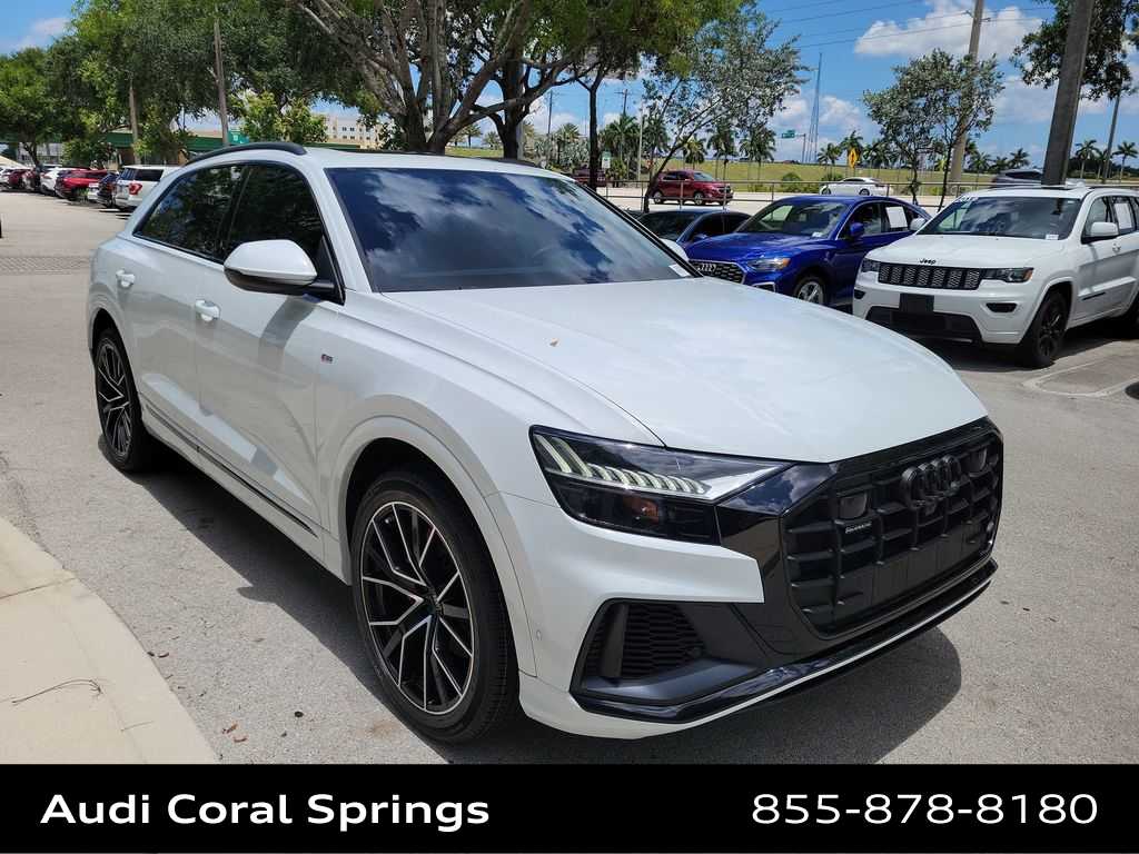 Thumbnail: 2023 Audi Q8 - 2