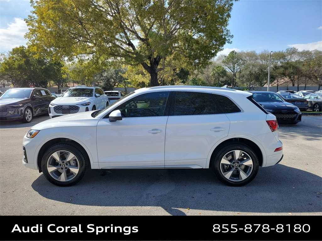 Thumbnail: 2023 Audi Q5 - 11