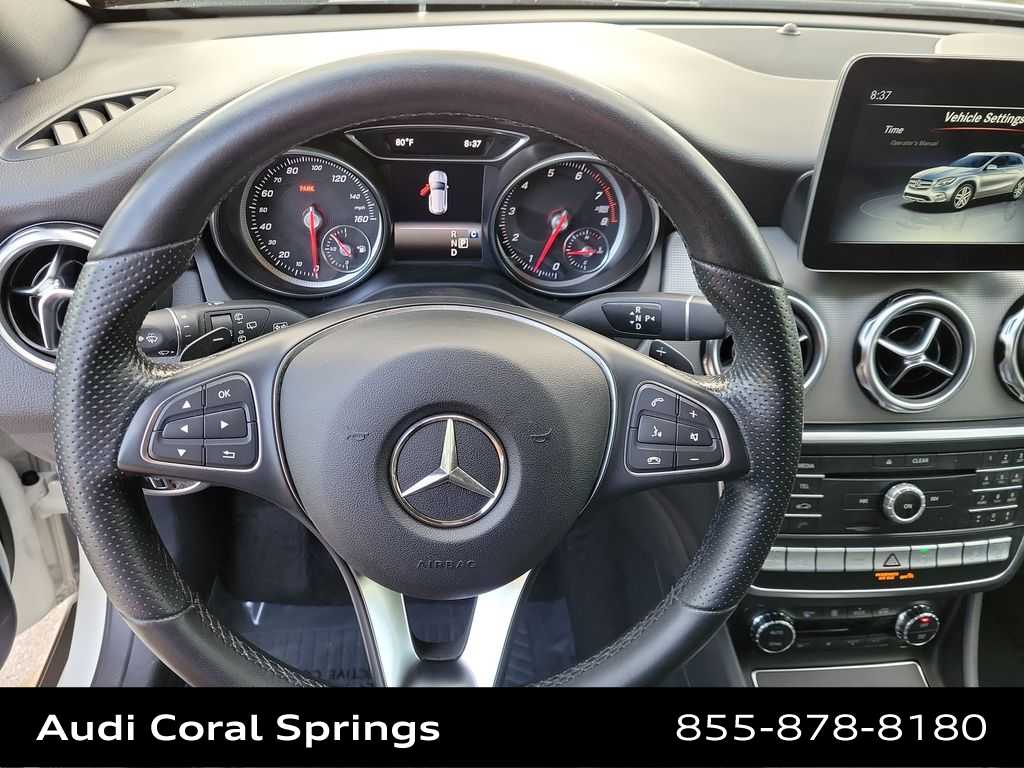 Thumbnail: 2020 Mercedes-Benz GLA - 23