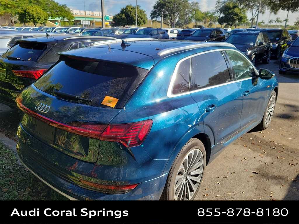 Thumbnail: 2019 Audi e-tron - 13