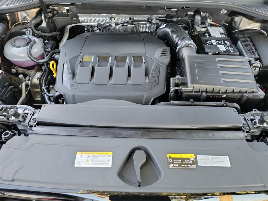 Thumbnail: 2025 Audi Q3 - 17