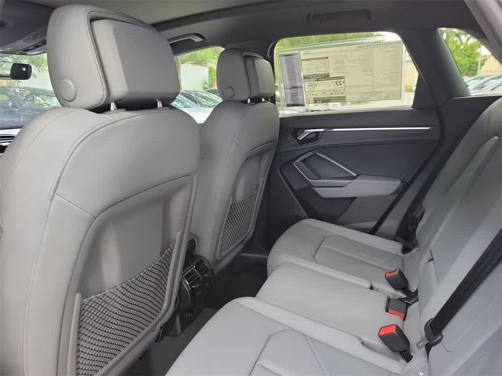 Thumbnail: 2025 Audi Q3 - 12