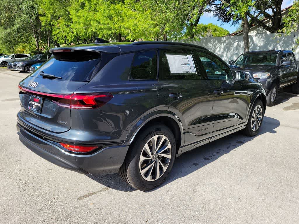 Thumbnail: 2027 Audi Q6 e-tron - 8