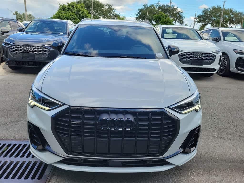 Thumbnail: 2025 Audi Q3 - 6