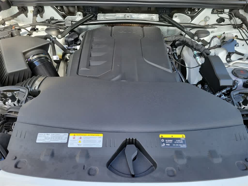 Thumbnail: 2025 Audi Q5 - 17