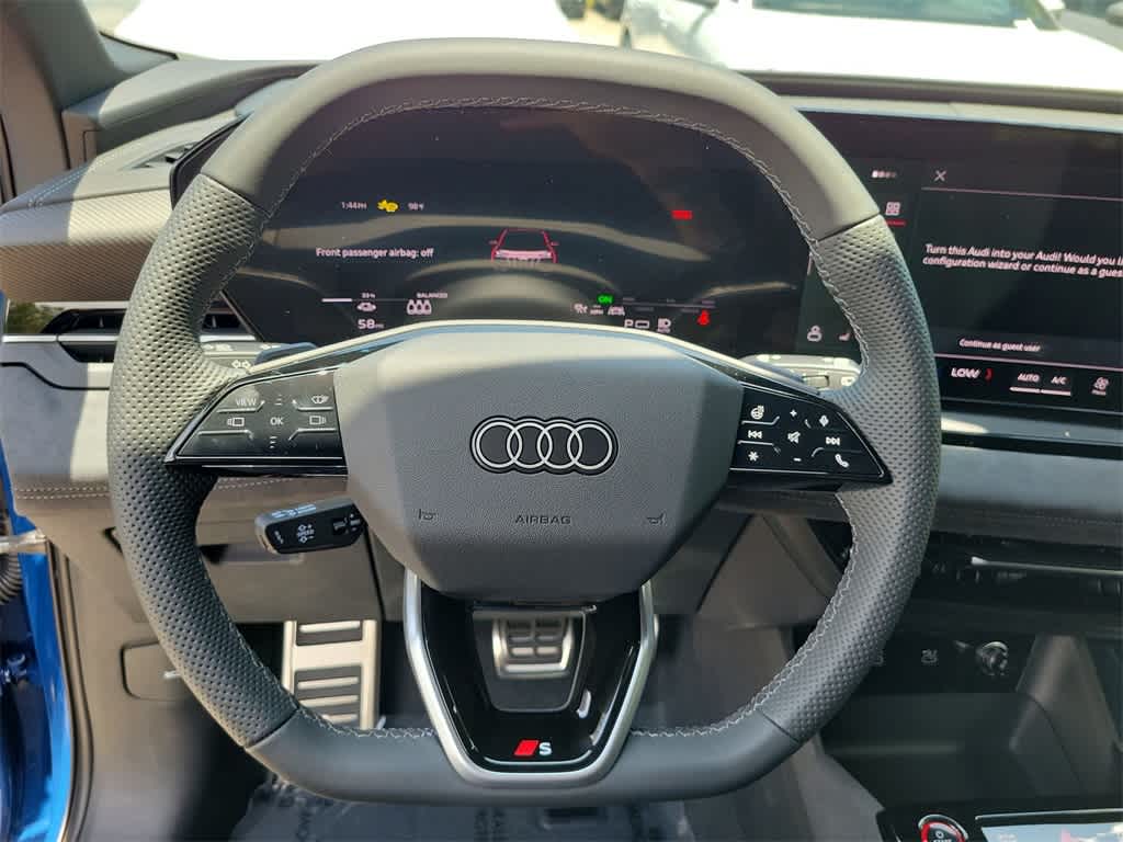 Thumbnail: 2025 Audi SQ6 e-tron - 15