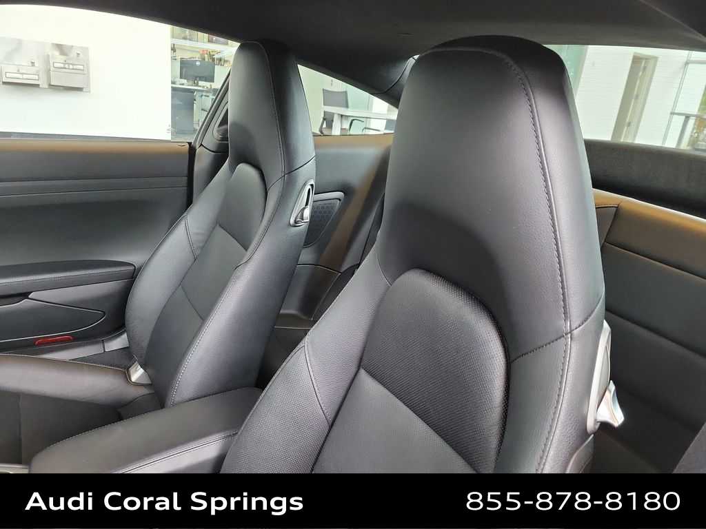 Thumbnail: 2017 Porsche 911 - 12