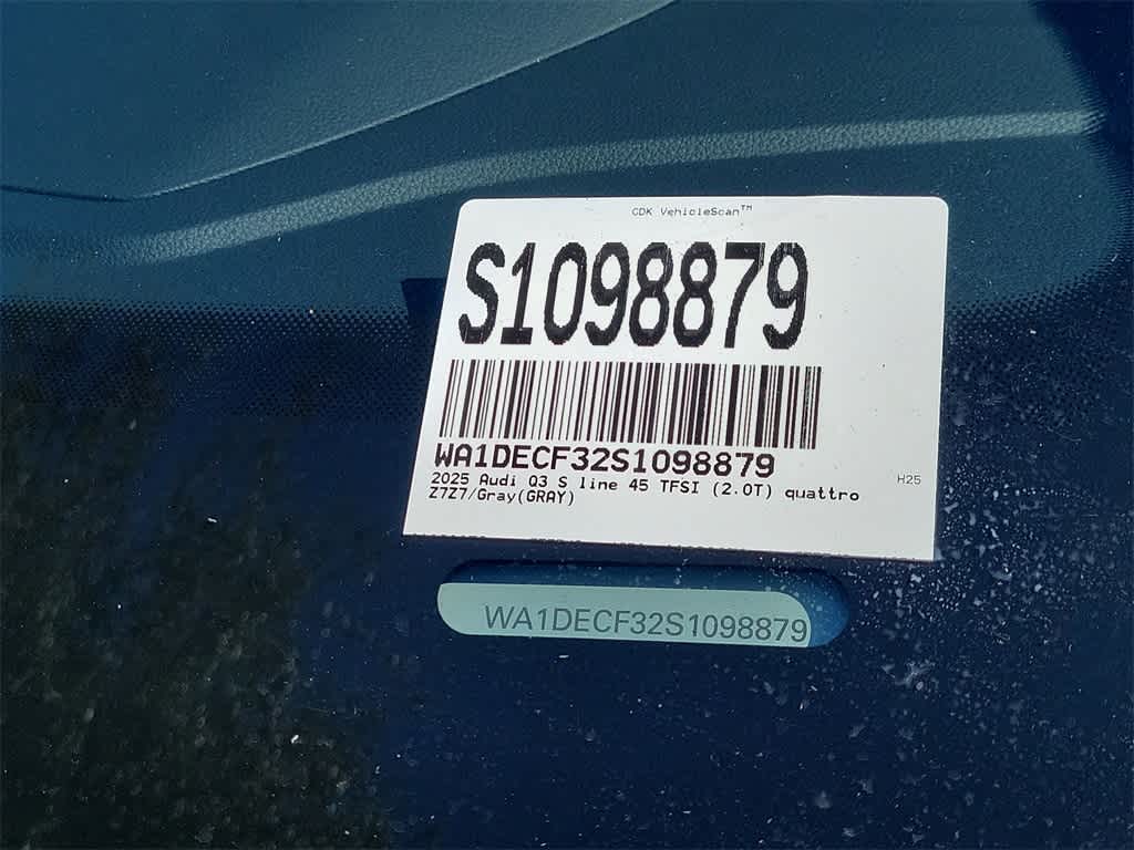 Thumbnail: 2025 Audi Q3 - 21