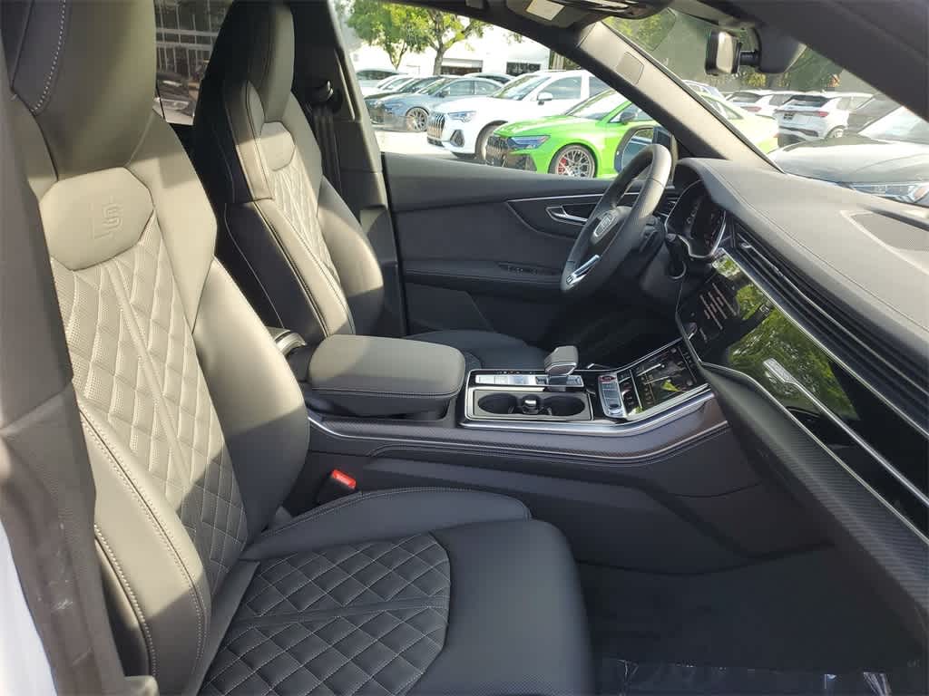 Thumbnail: 2025 Audi SQ8 - 14
