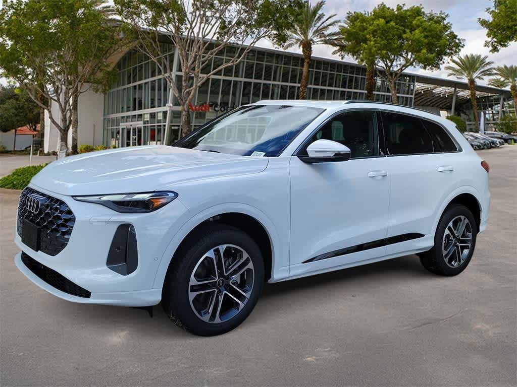 Thumbnail: 2025 Audi Q5 - 1