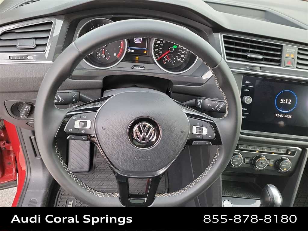 Thumbnail: 2021 Volkswagen Tiguan - 15