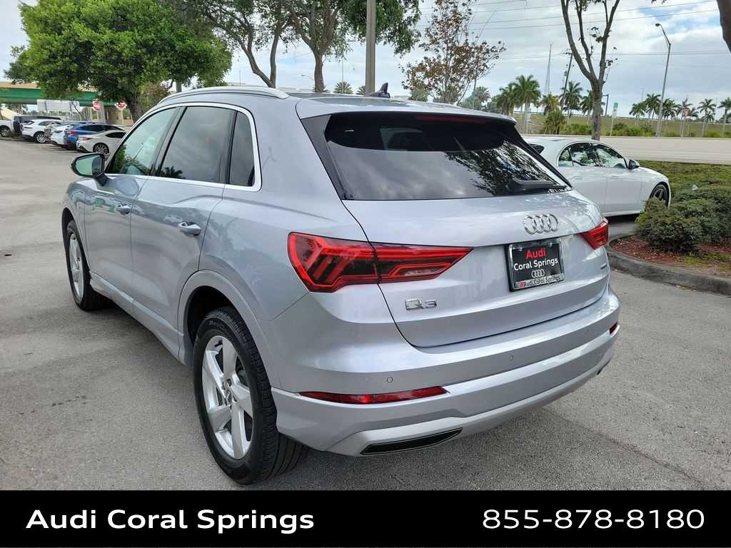 Thumbnail: 2020 Audi Q3 - 6