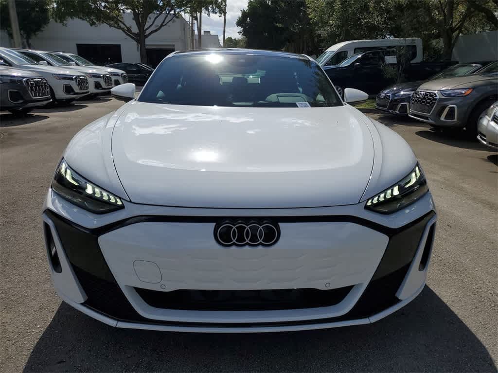 2025 Audi e-tron GT Premium Plus 14