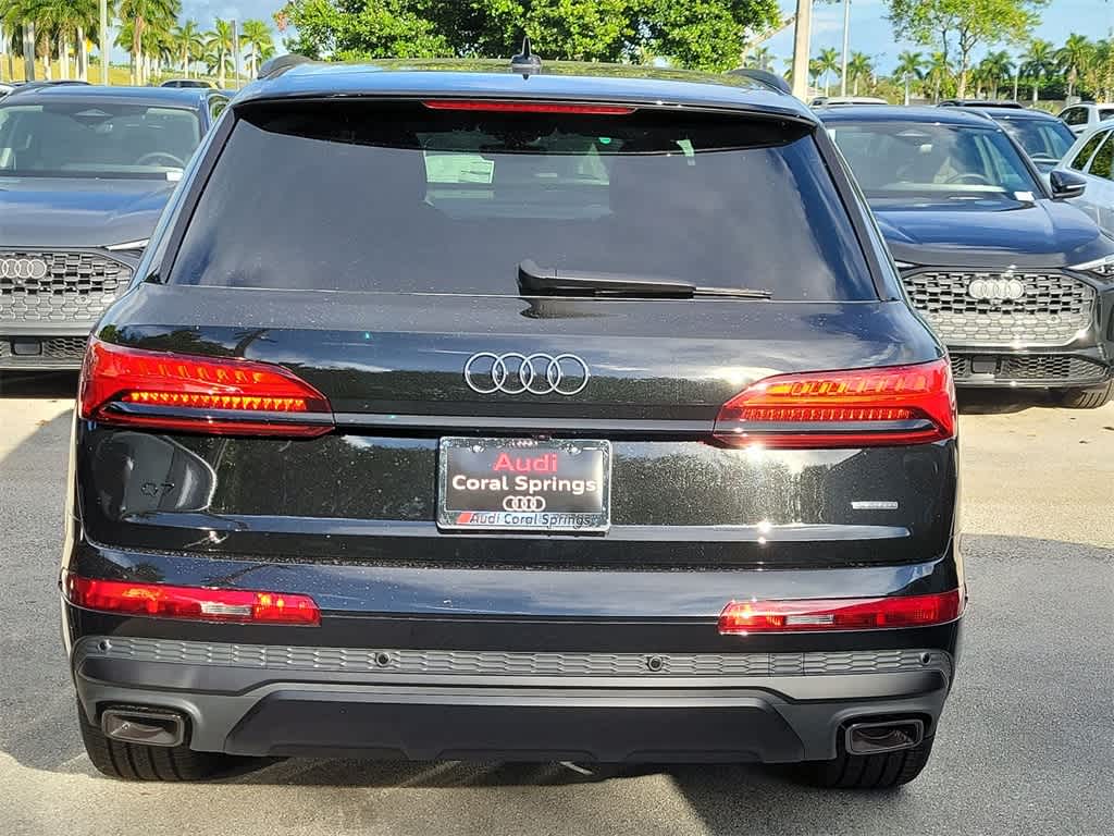 Thumbnail: 2026 Audi Q7 - 5