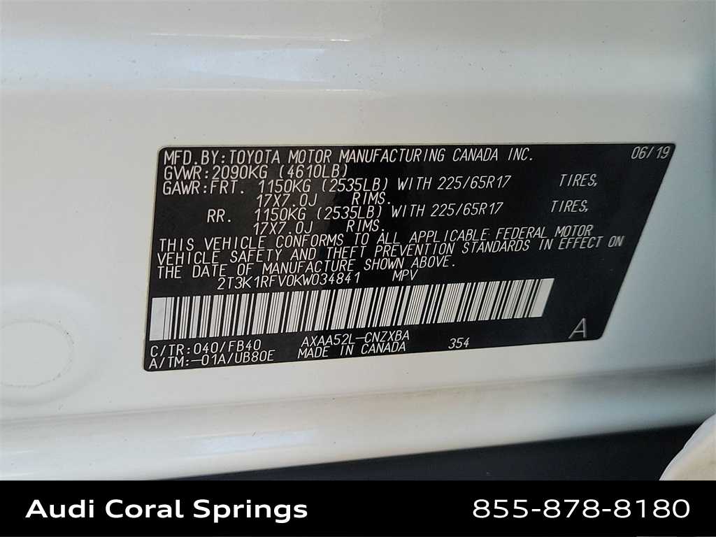 Thumbnail: 2019 Toyota RAV4 - 21