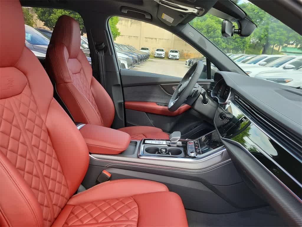 Thumbnail: 2026 Audi SQ7 - 14