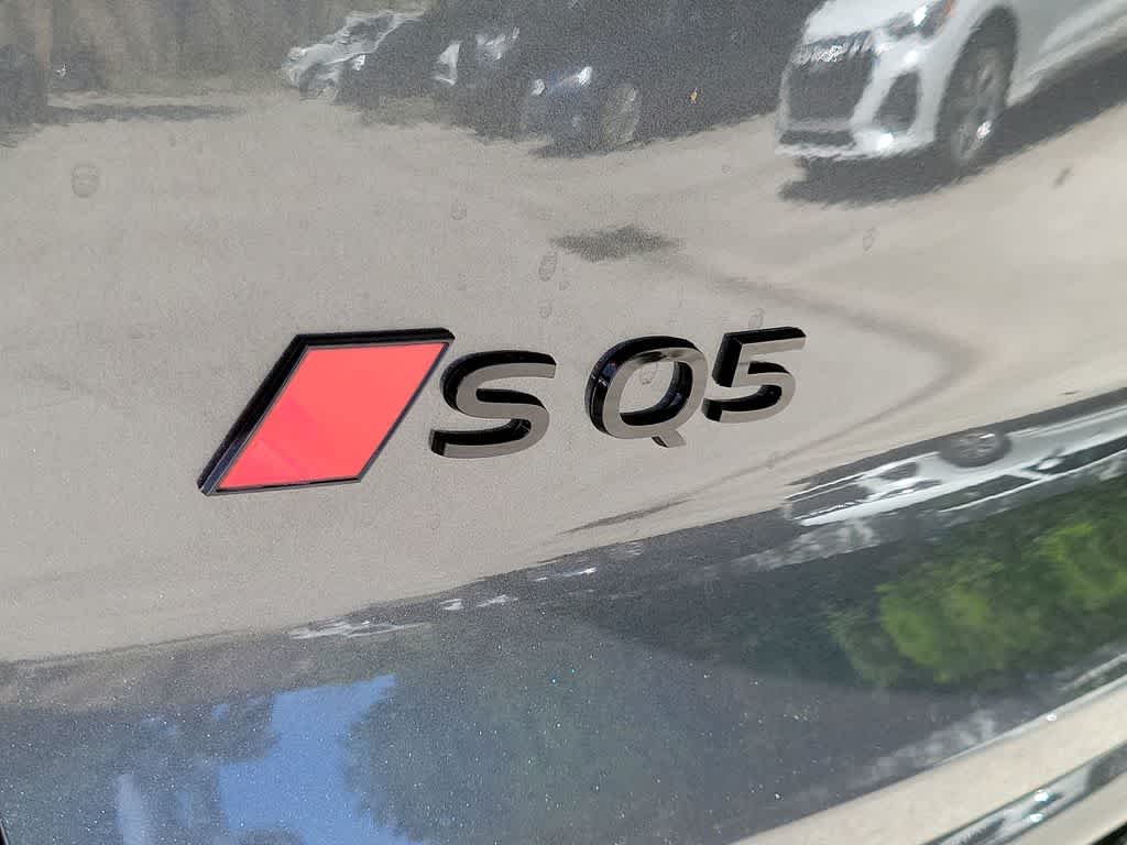 Thumbnail: 2026 Audi SQ5 - 15