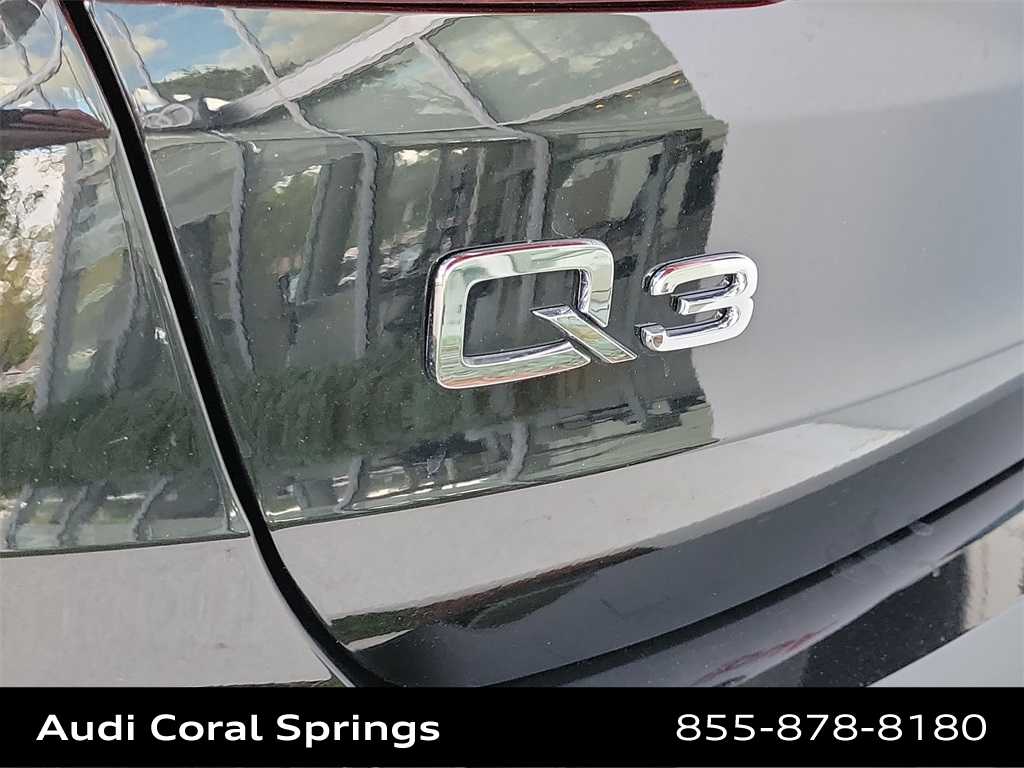 Thumbnail: 2025 Audi Q3 - 7