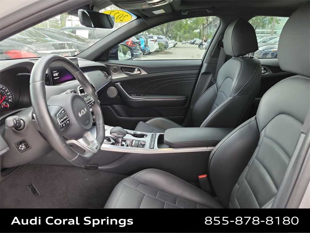 Thumbnail: 2023 Kia Stinger - 11