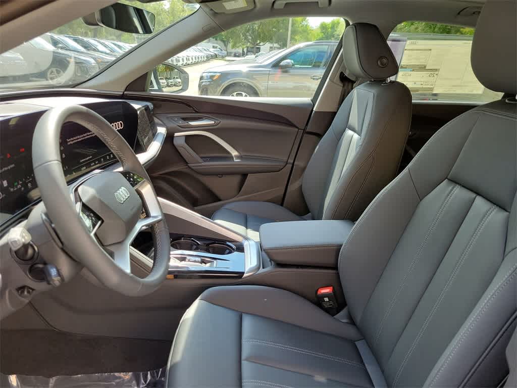 Thumbnail: 2025 Audi Q5 - 19