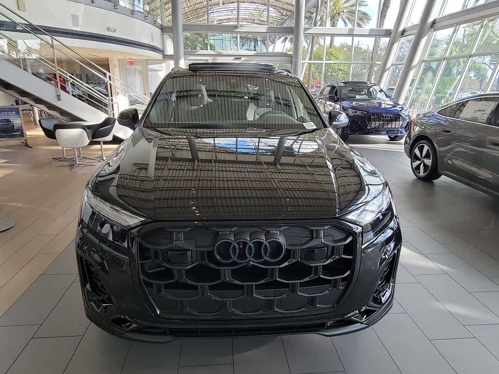 Thumbnail: 2026 Audi SQ7 - 6