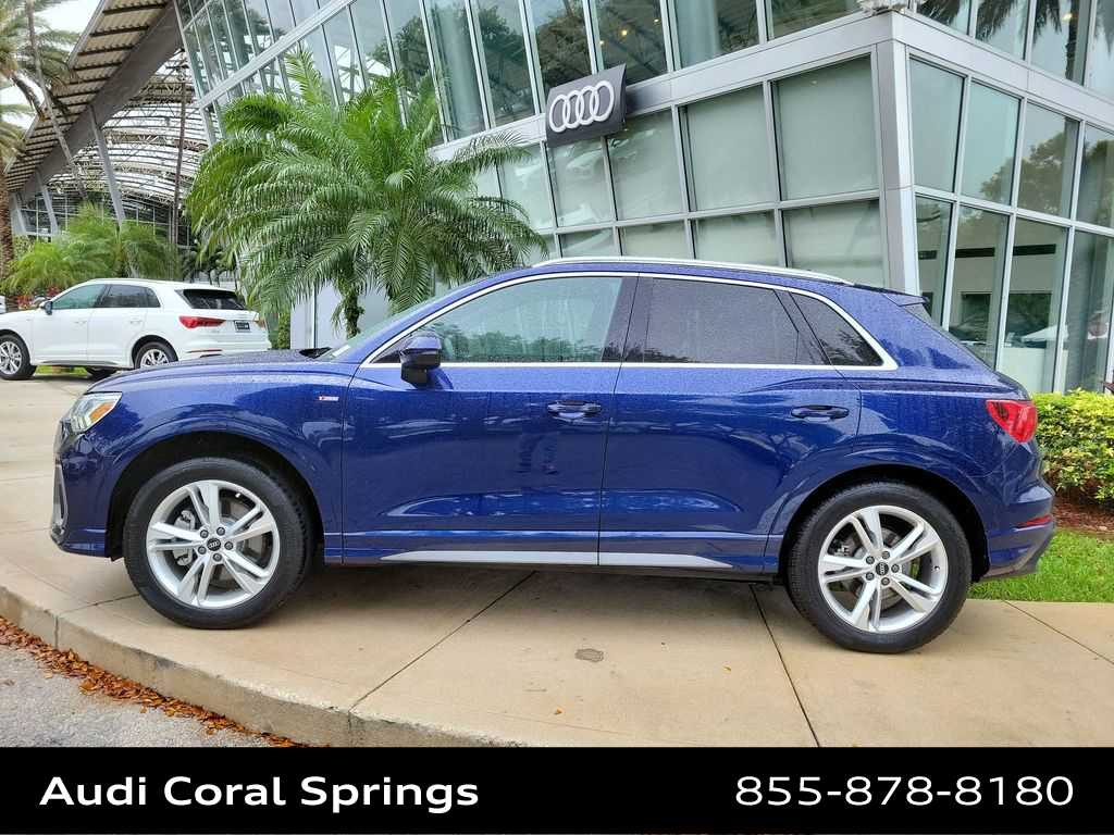 Thumbnail: 2022 Audi Q3 - 11