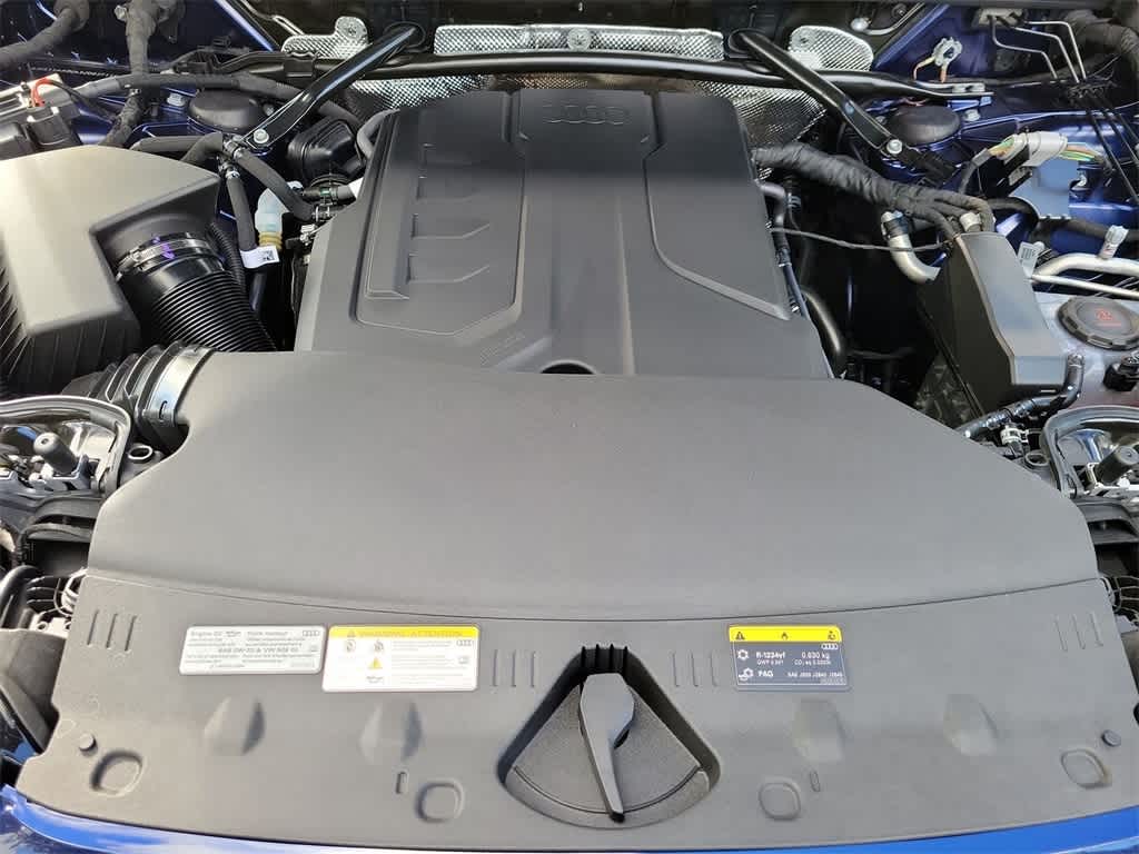 Thumbnail: 2025 Audi Q5 - 9