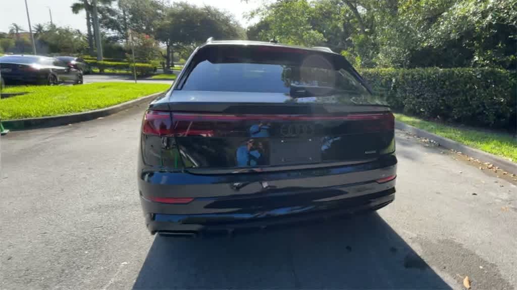 Thumbnail: 2025 Audi Q8 - 7