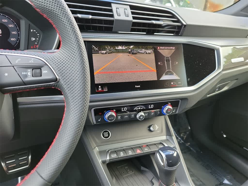 Thumbnail: 2025 Audi Q3 - 16