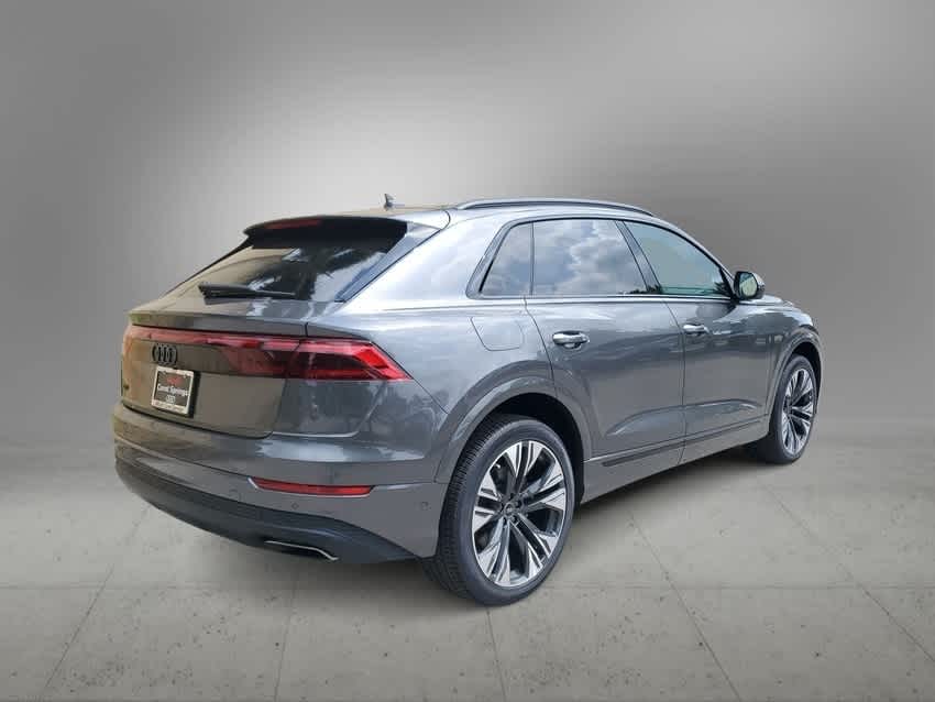 2024 Audi Q8 Premium Plus 6