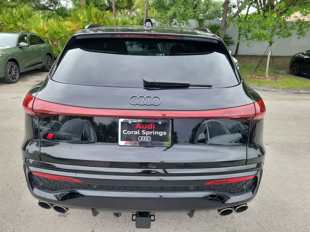 Thumbnail: 2026 Audi SQ5 - 13