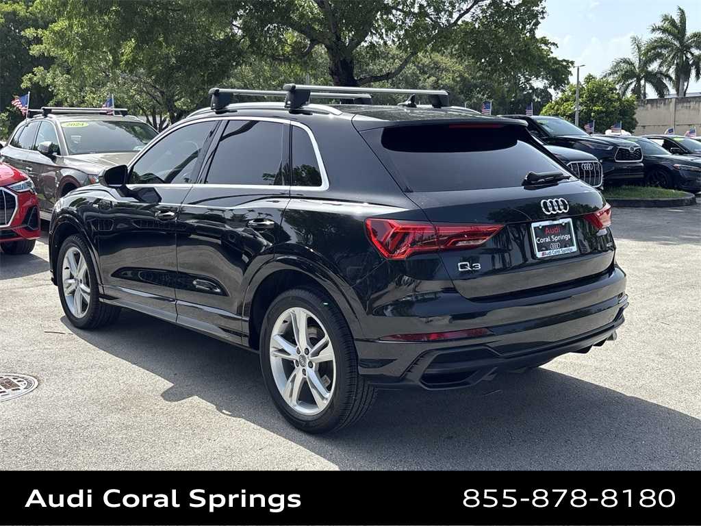 Thumbnail: 2020 Audi Q3 - 14