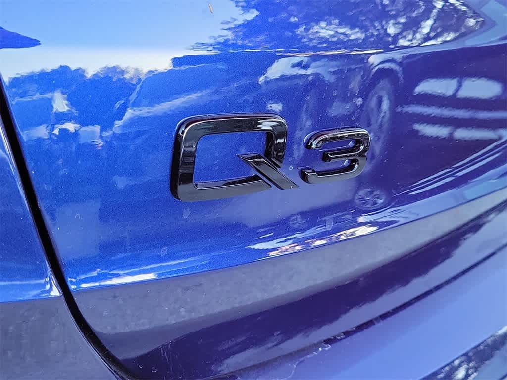 Thumbnail: 2025 Audi Q3 - 15