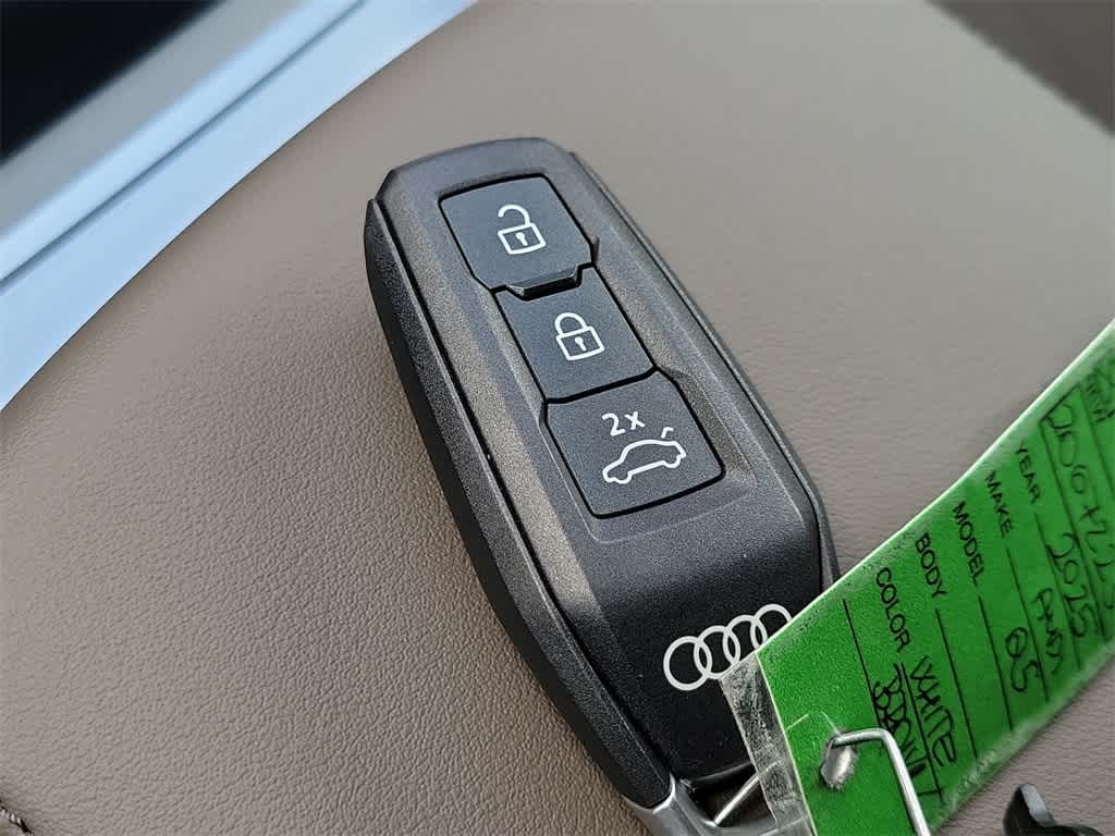 Thumbnail: 2025 Audi Q5 - 28