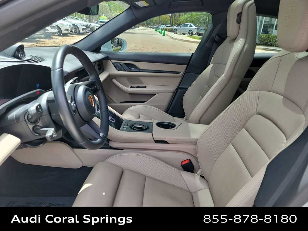 Thumbnail: 2023 Porsche Taycan - 19