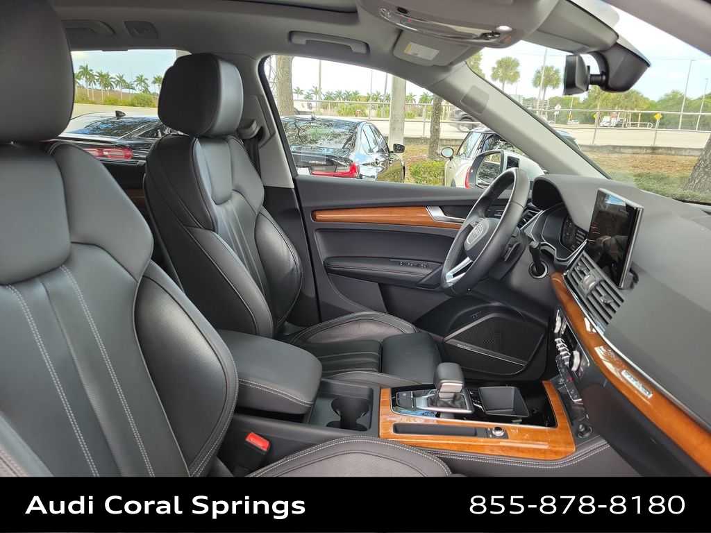 Thumbnail: 2023 Audi Q5 - 22