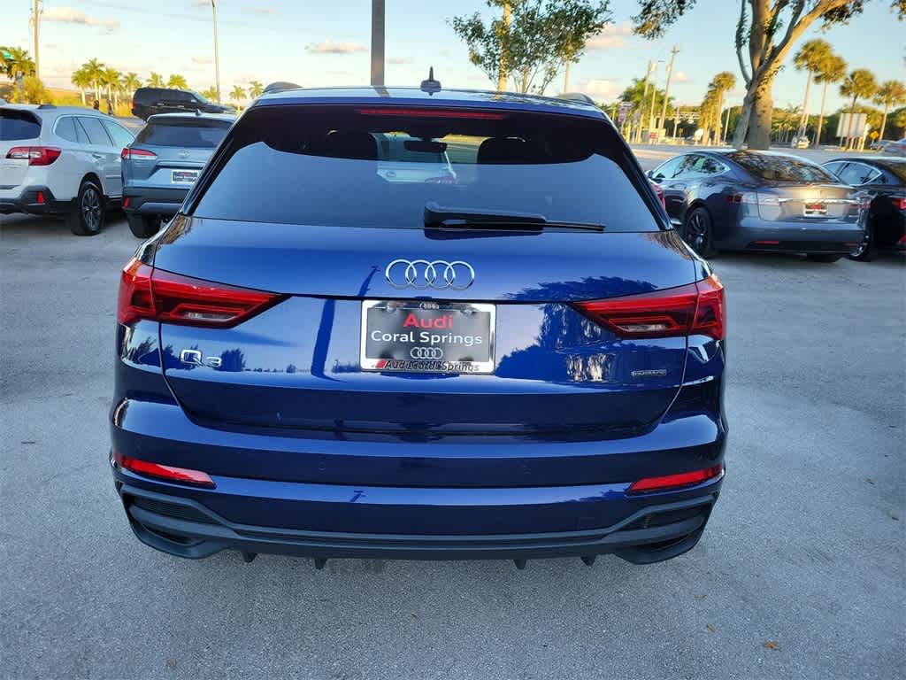 Thumbnail: 2025 Audi Q3 - 7