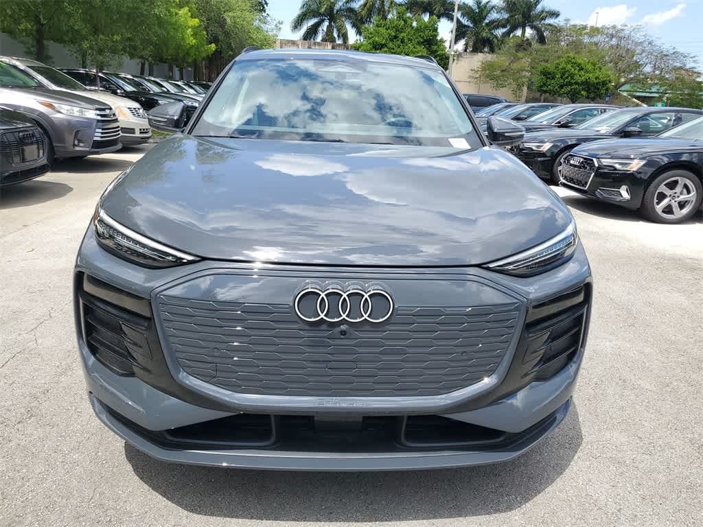 2025 Audi Q6 e-tron Prestige 14
