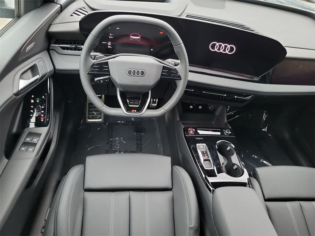 Thumbnail: 2025 Audi SQ6 e-tron - 18